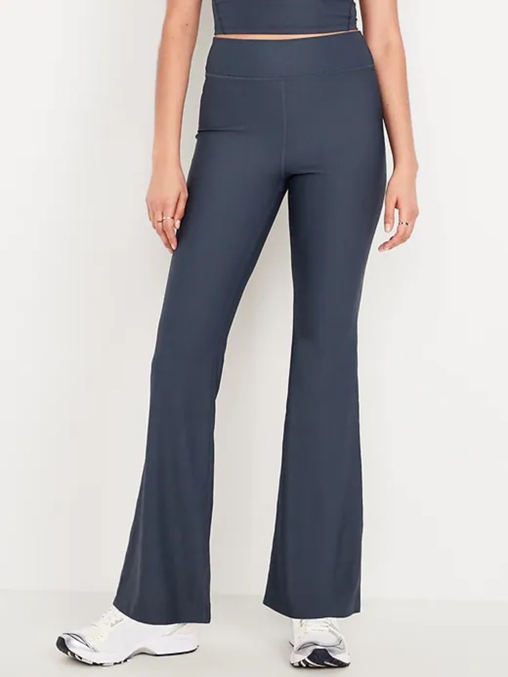 Extra High-Waisted PowerSoft Rib
Flare Leggings - Navy